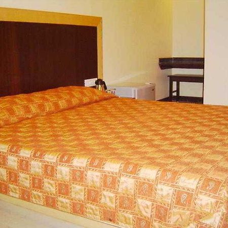 Venus Residency Hotel Bangalore Bagian luar foto